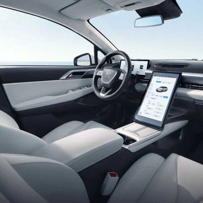 In van de Autoxiaopeng P5 de Gloednieuwe 0km van Voorraadev van de Energievoertuigen auto van 5-Seat voor families