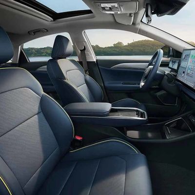 2024 China Geely Geometry G6 Nieuwe elektrische auto Geely Geometry G6 EV Car High Battery Life Centrale besturing Groot scherm