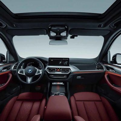 5 deuren 5 zitplaatsen SUV 2024 BMW Ix3 Elektrisch voertuig Met 550 Km bereik En 400 Nm maximaal koppel