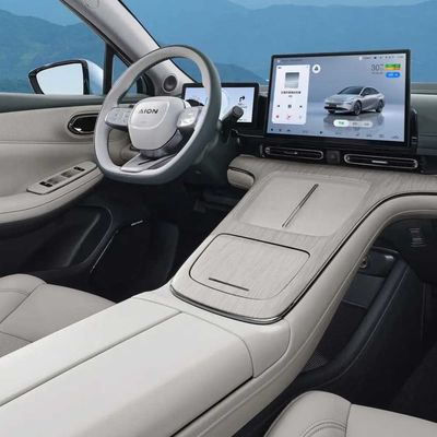 De Elektrische Auto Gac Aion S van China plus Hoge snelheids130km/h 460km Sedan voor Privé-gebruik