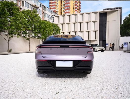 Xpeng 5-seater sedan EV met 602/710km bereik en 200km/h topsnelheid