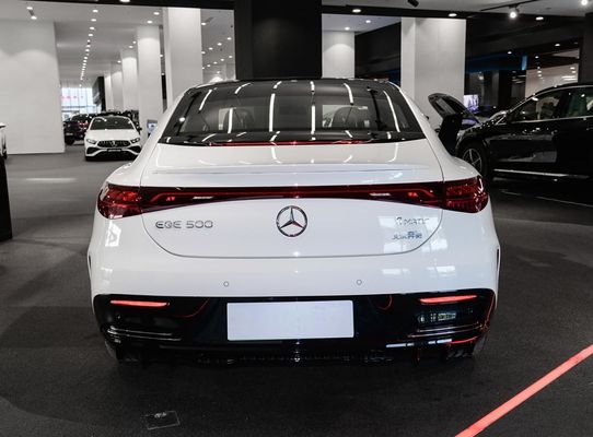 Mercedes EQE 4MATIC Elektrische Sedan met 96,1 KWh Lithiumbatterij en 0,62 uur opladen 255/45 R19