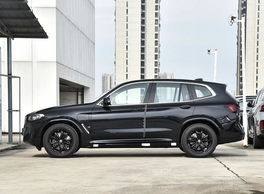 2024 BMW iX3 Pure elektrische limousine RWD 530 km New Energy 0 km SUV-voertuig