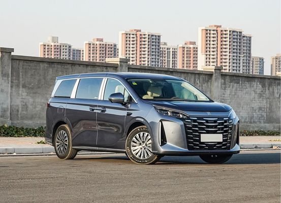 1100km bereik BYD Xia MPV 5145MM Lengte elektrisch voertuig voor bedrijven en gezinnen