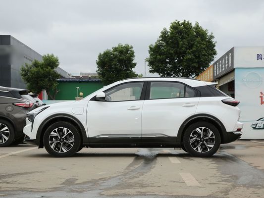 NETA U 401km Witte kleur Range Tweedehands gebruikte auto's met 120kW motor Beste elektrische auto voor woestijnrijden 2023