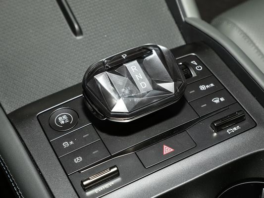 545Km zuiver elektrisch bereik en achterdrijving voor het rijden BYD EV Car 2025 Nieuw model snel opladen EV voor gezin