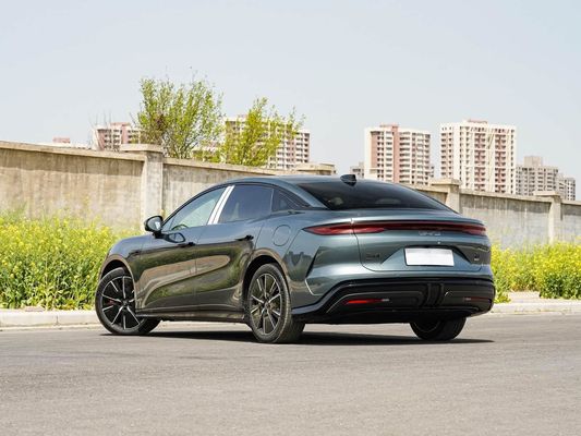 2025 Krachtig Han L BYD elektrisch voertuig met maximaal vermogen 500 kW en leer roer 1000V High Voltage Fast Charging