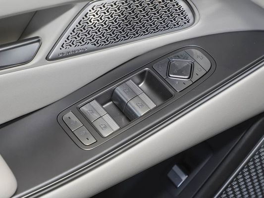 2025 Krachtig Han L BYD elektrisch voertuig met maximaal vermogen 500 kW en leer roer 1000V High Voltage Fast Charging