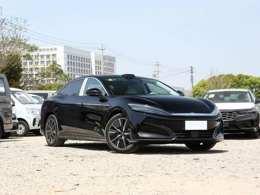 Modelvoertuig 601km Bereik 83.2kWh Batterijcapaciteit AWD Snel opladen Zonnedak Hoogspanningsstructuur Comfortabel voor het gezin