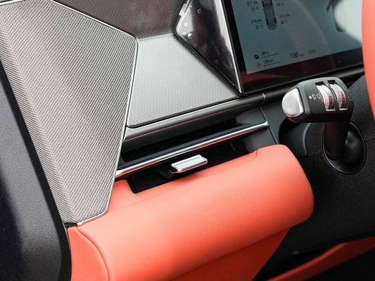 2025 BYD Nieuw elektrisch voertuig voor prestaties Tang L 810kW Power AWD Fast Charging 1000w/h 600km Range Long Range 7 zitplaatsen met zonnedak