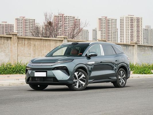 Nieuwe warmverkopende BYD EV Car 2025 Model 100,5 KWh Batterijcapaciteit en snel opladen 0,1 Uur 670KM Lang bereik 500kW Power Elektrische auto Grote ruimte voor familie 7 zitplaatsen