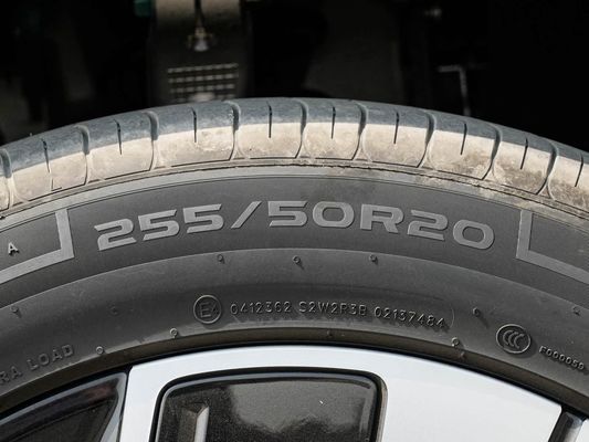 Nieuwe warmverkopende BYD EV Car 2025 Model 100,5 KWh Batterijcapaciteit en snel opladen 0,1 Uur 670KM Lang bereik 500kW Power Elektrische auto Grote ruimte voor familie 7 zitplaatsen