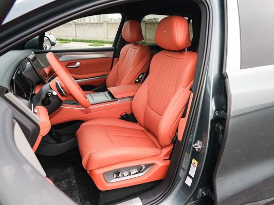Nieuwe warmverkopende BYD EV Car 2025 Model 100,5 KWh Batterijcapaciteit en snel opladen 0,1 Uur 670KM Lang bereik 500kW Power Elektrische auto Grote ruimte voor familie 7 zitplaatsen