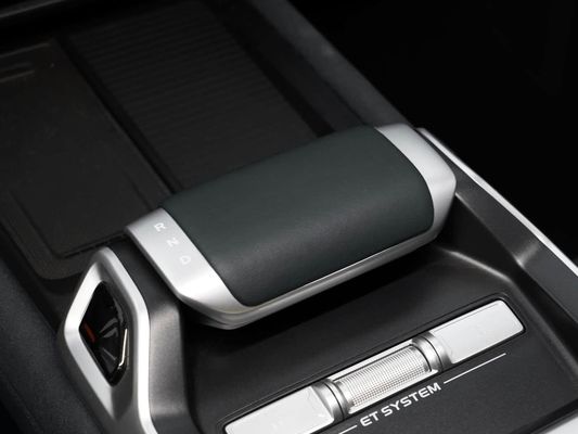 2025 Deepal G318 AWD Plug-in Hybrid Electric Vehicle SUV Fast Charging Off-Road Vehicle Nieuw model Grote ruimte met zonnedak Betere prestaties