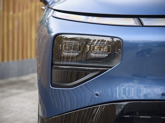 Maximaliseer uw rijbeleving met Xpeng G9 Fast Charging Electric Vehicle Max Motor Torque 695N.m Max Motor Power 423kW Max Speed 200km/h