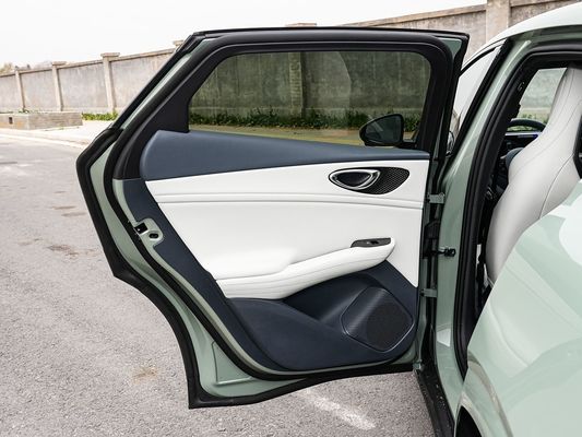 2025 BYD Electric Vehicle Seal 06GT Fast Charging Time van 0.33 Hrs en Performance Long Range 550KM Big Battery met Sunroof voor gezin